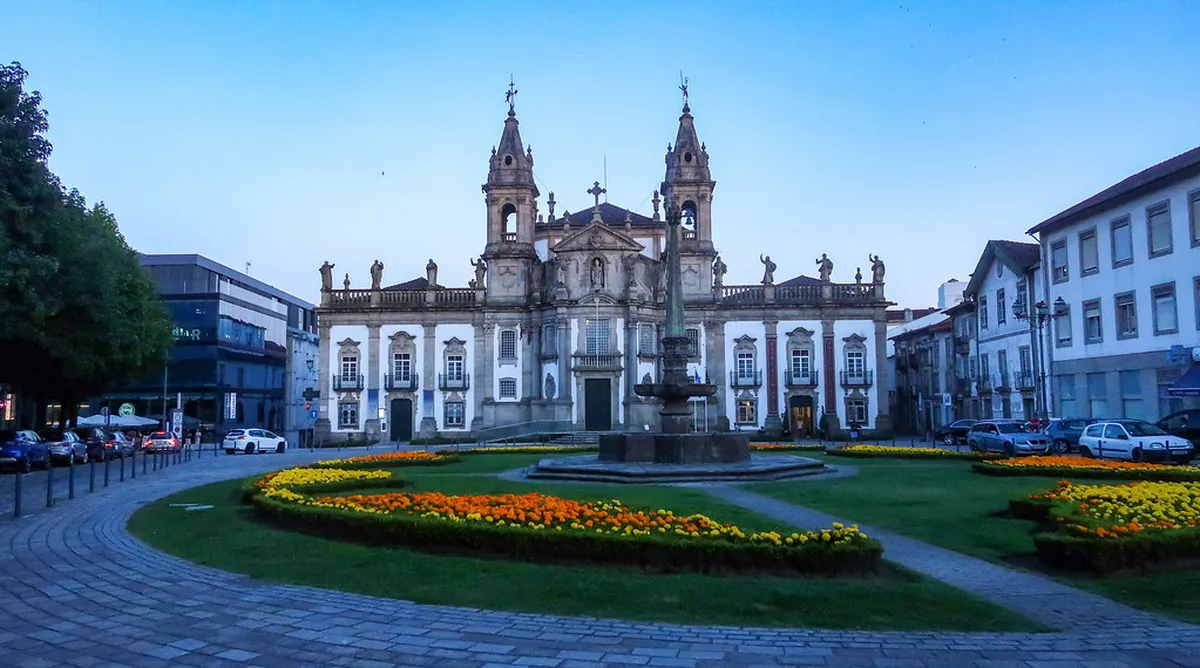 Top Luxury Hotels in Braga Old Town for 2025