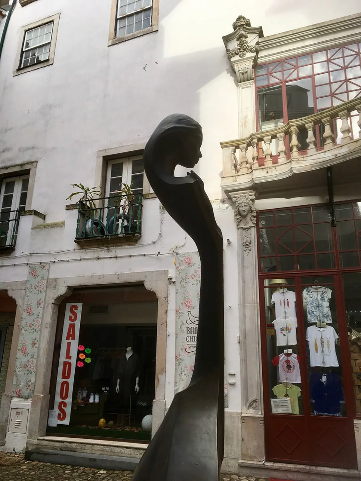 Coimbra Fado: Student Traditions & Rich History Guide