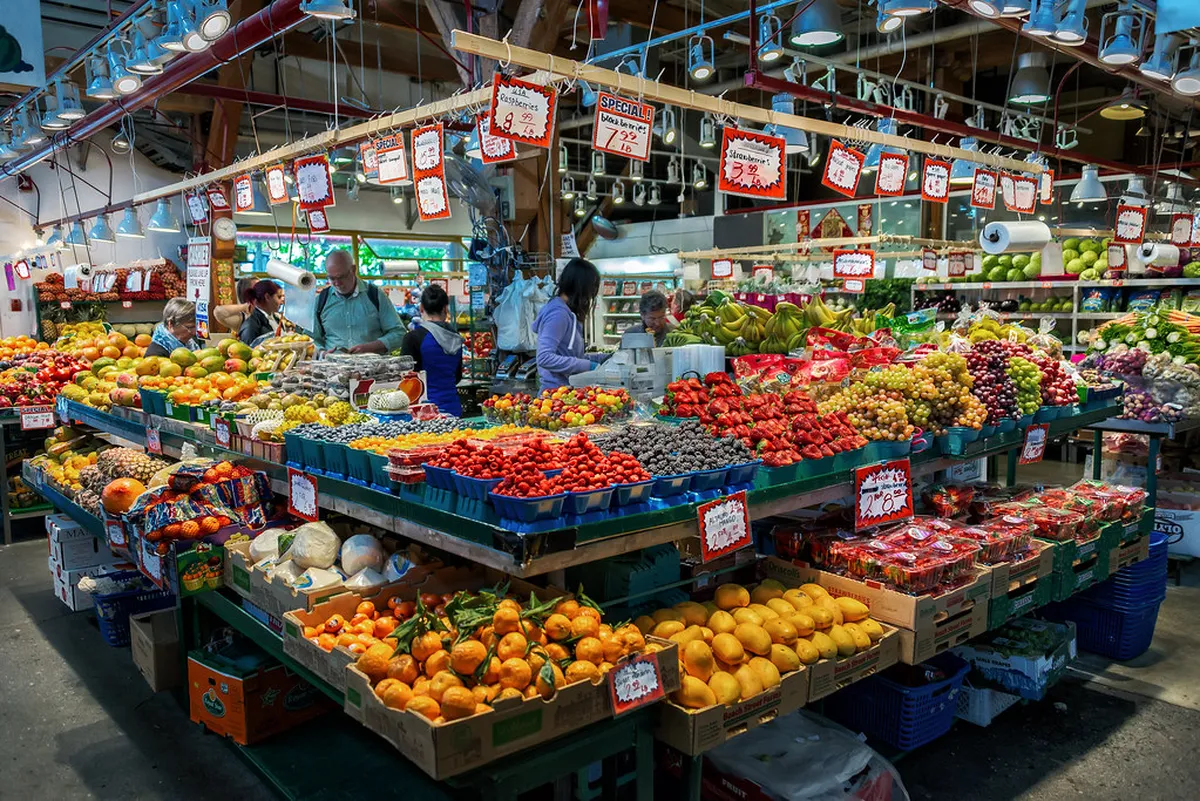 Discover Authentic Local Artisan Shops in Coimbra