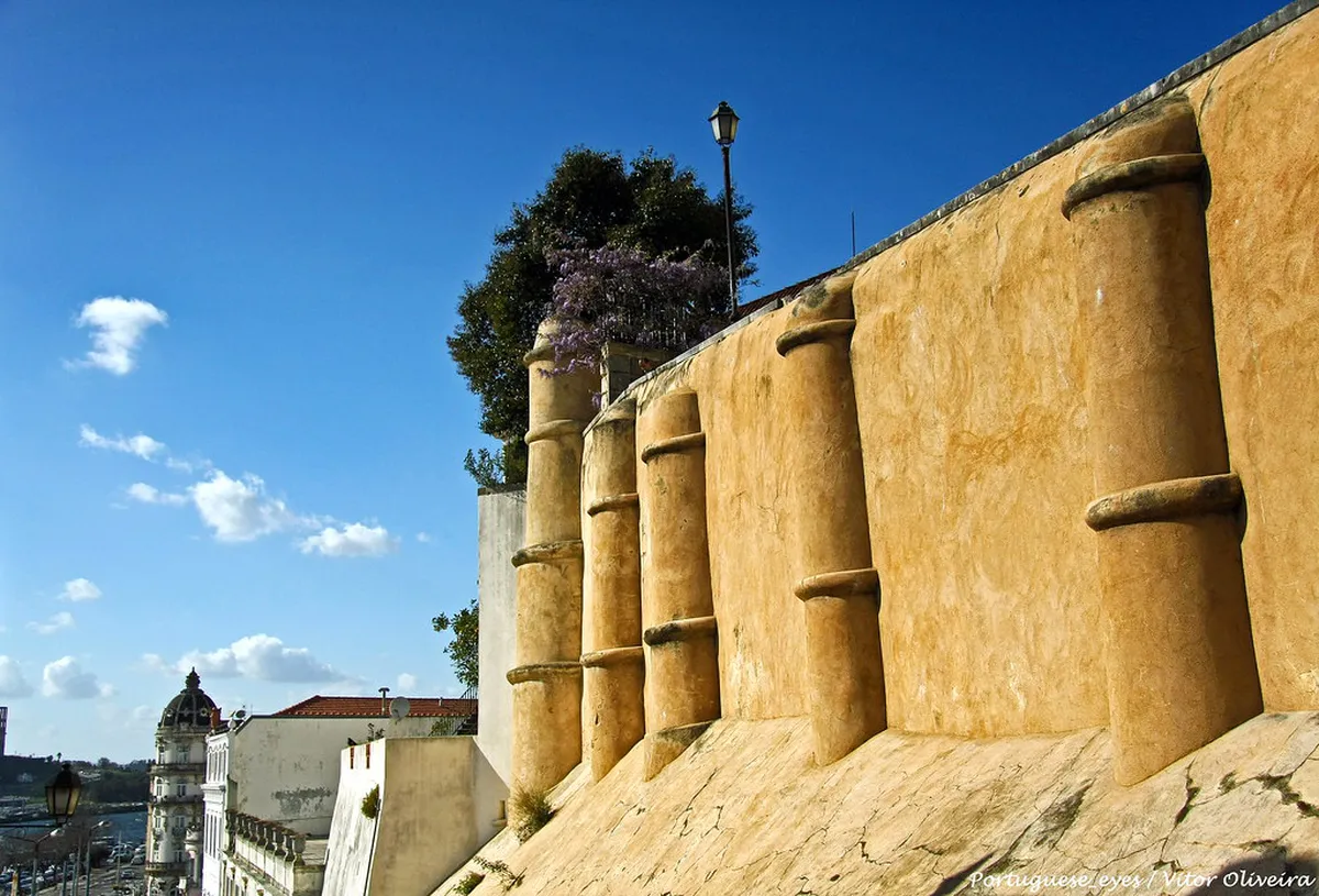 Discover Coimbra's Ancient Walls: Historical Significance