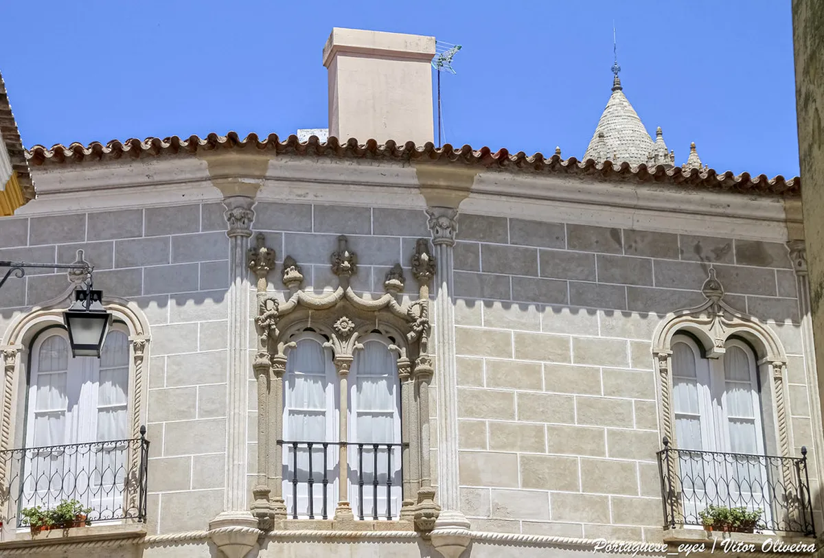 Casa Garcia de Resende Évora: Historic House Guide 2025