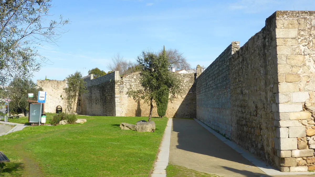 Évora Ancient City Walls: A Guide to Portugal's History