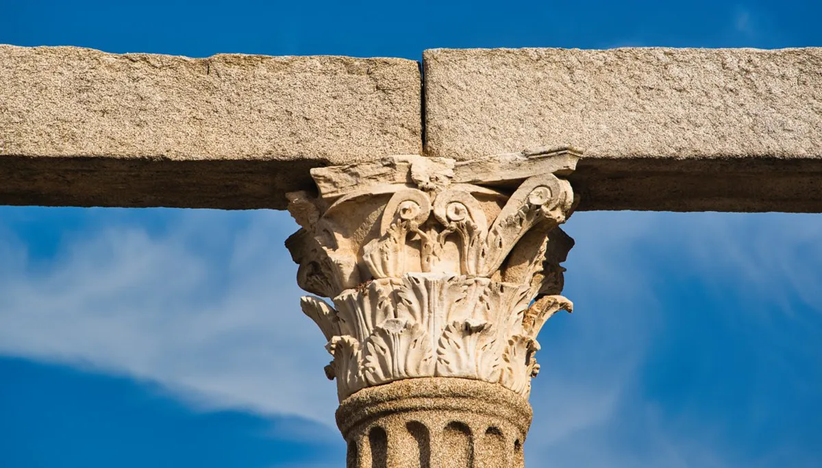 Discover Évora Romanesque Architecture Features