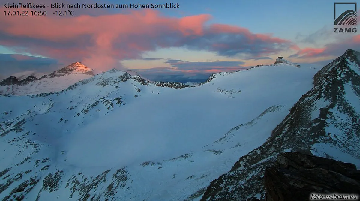 Best Photo Spots in Faro Historic District for 2025