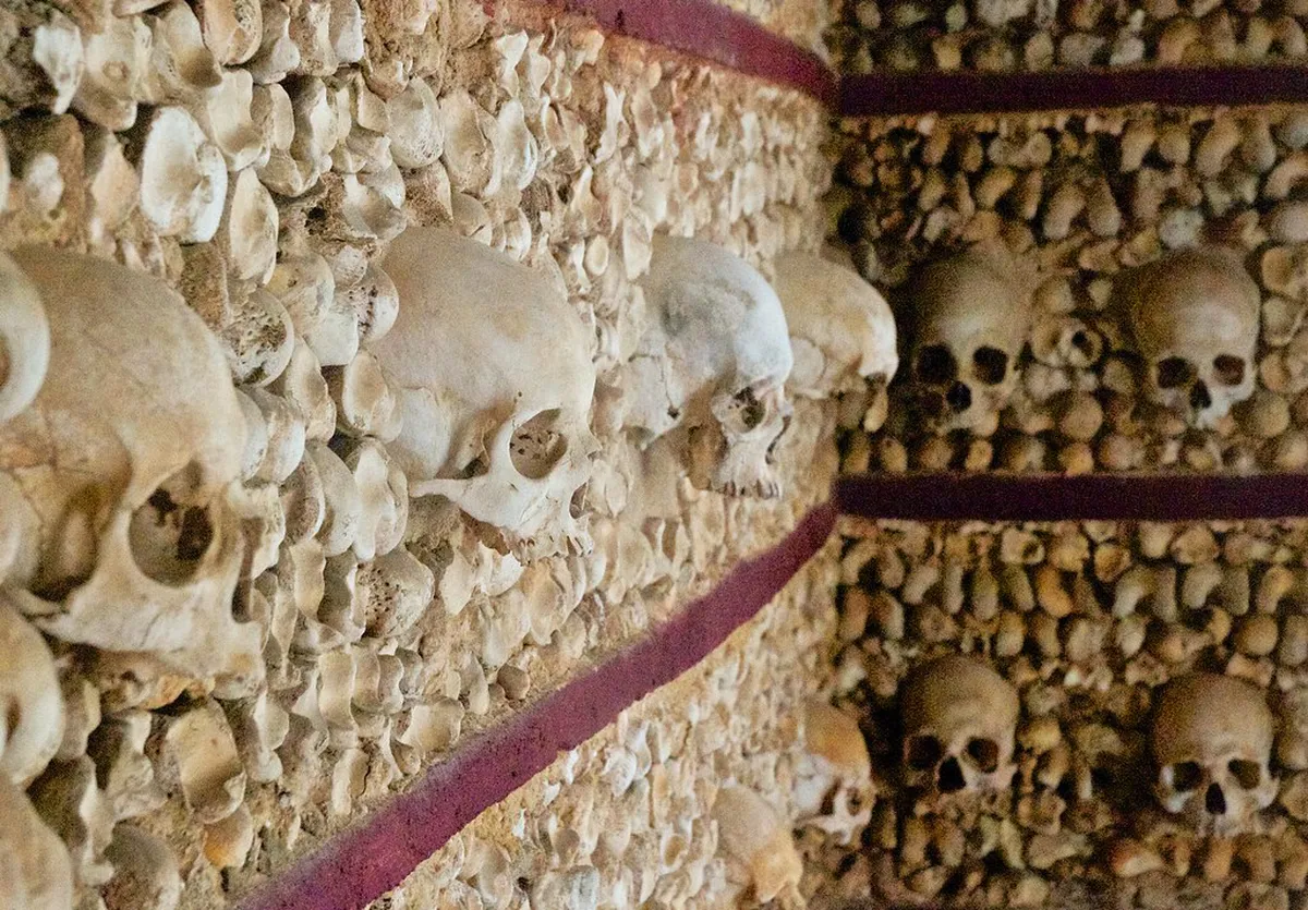 Capela dos Ossos Faro: Opening Hours & Visit Guide 2025