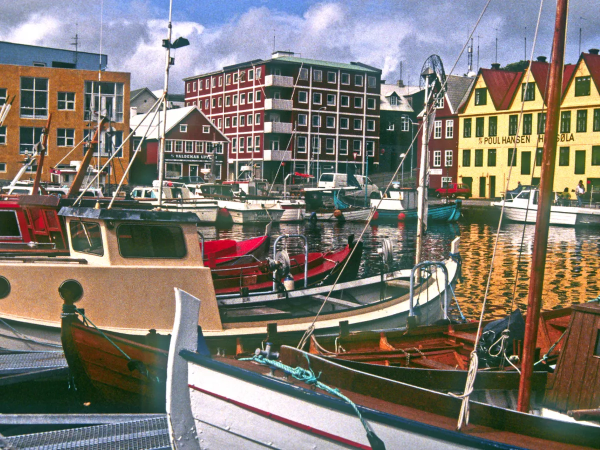 Best Faro Guesthouses: Charming Old Town Stays 2025