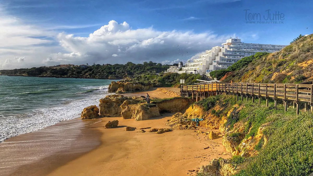 Walk Faro Ancient City Walls: Stunning Views Await in 2025