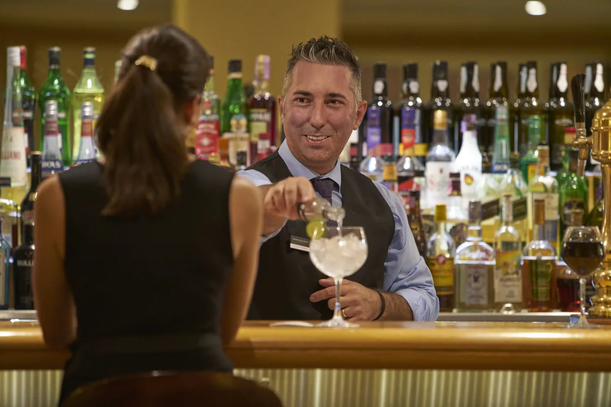 Discover the Best Bars in Funchal Old Town for 2025