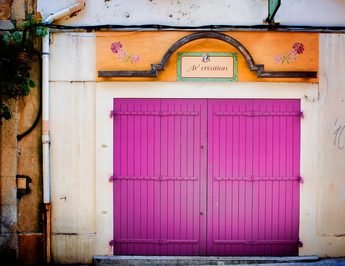 Finding Funchal's Painted Doors: An Art Guide for 2025