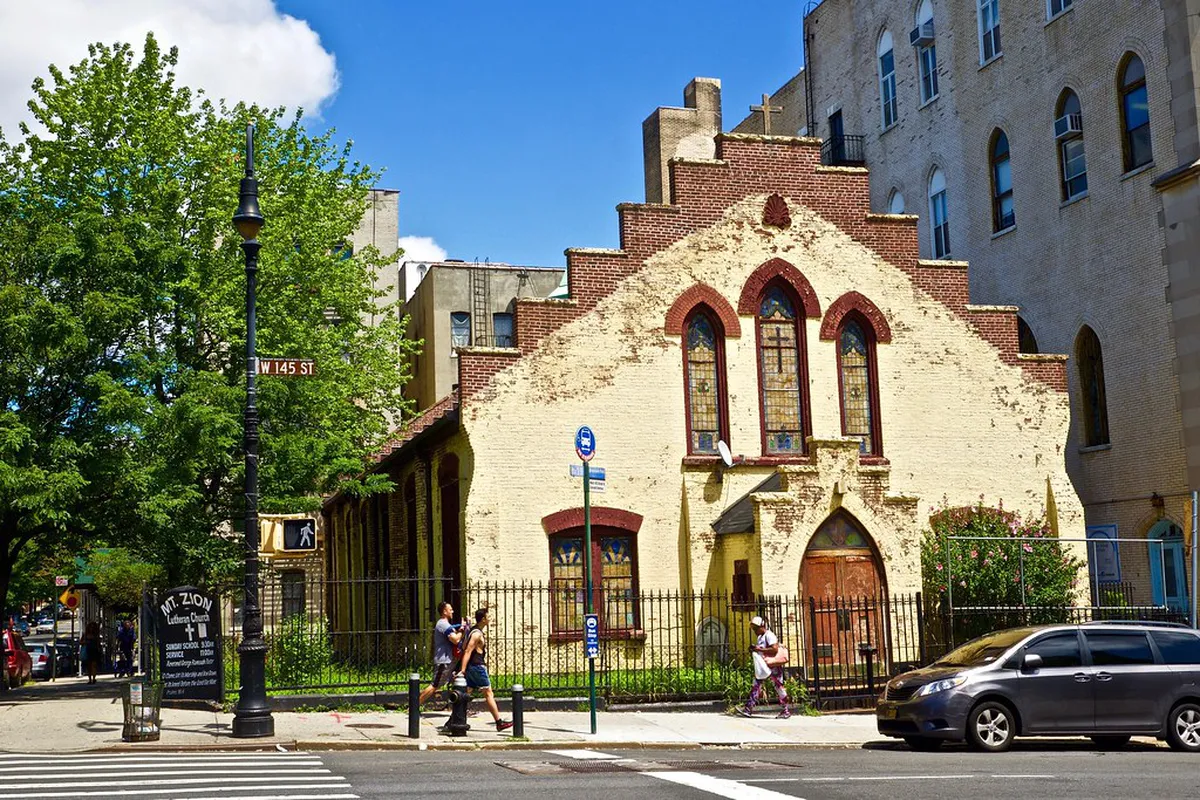 Discover Funchal's Historic Churches in 2025