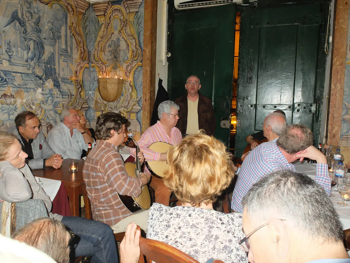 Best Fado Dinner Shows Lisbon: Authentic 2025 Guide