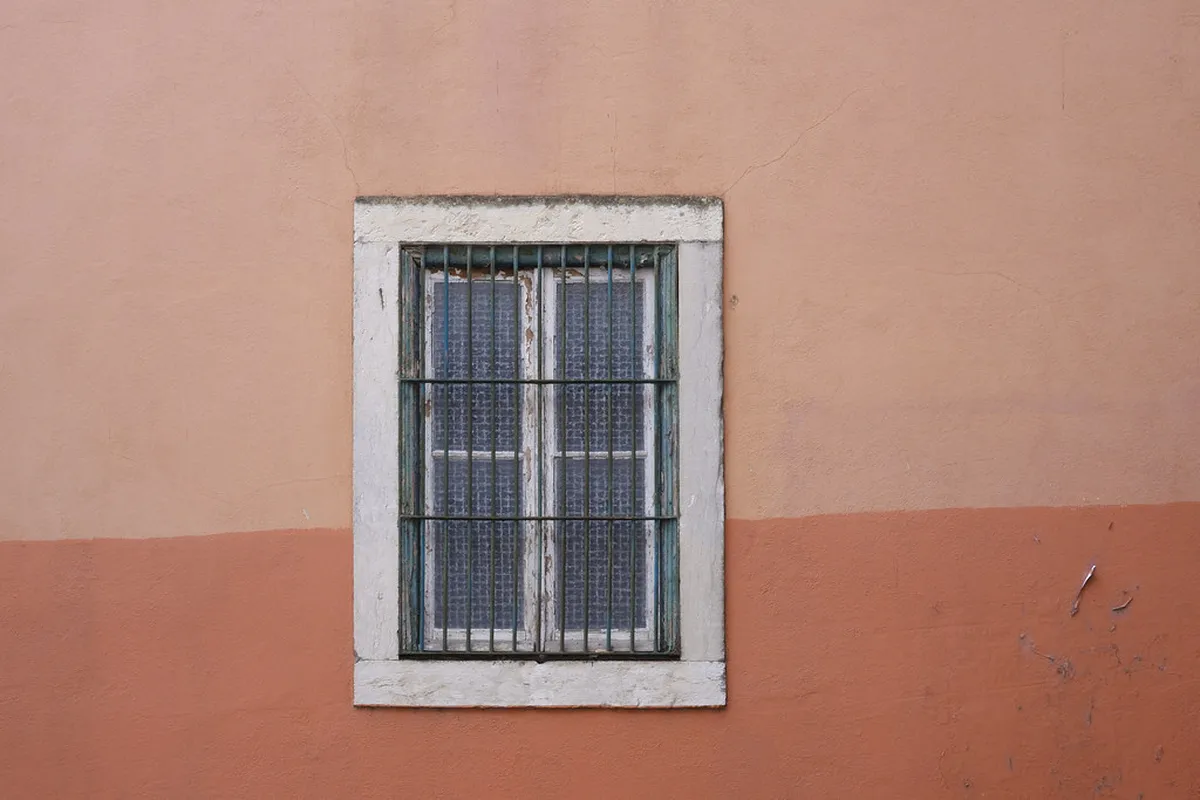 Is Alfama Safe at Night in Lisbon? Your 2025 Guide