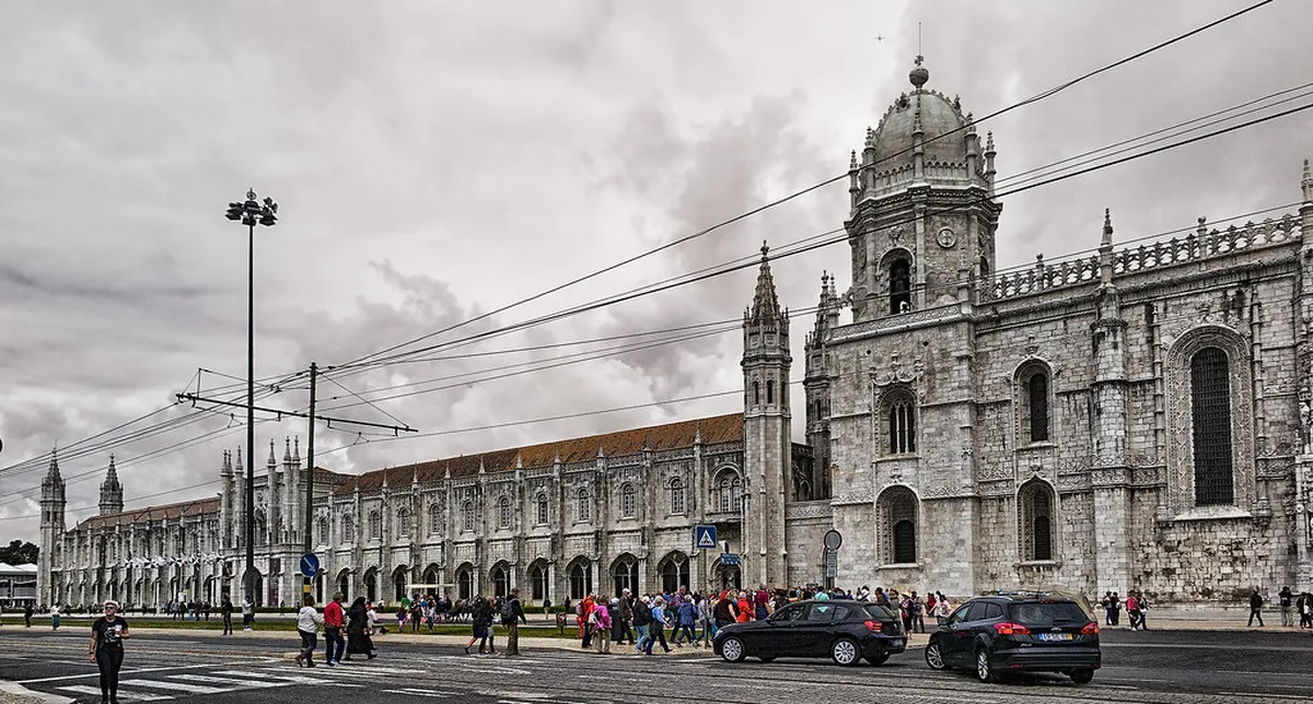 Sé de Lisboa cathedral exterior facade in Lisbon with Romanesque twin towers