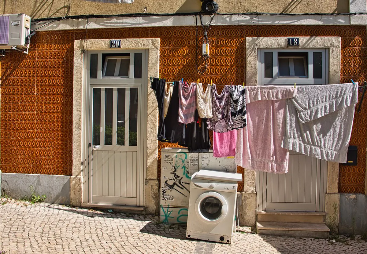 Lisbon Traditional Crafts: A Shopper's Guide 2025