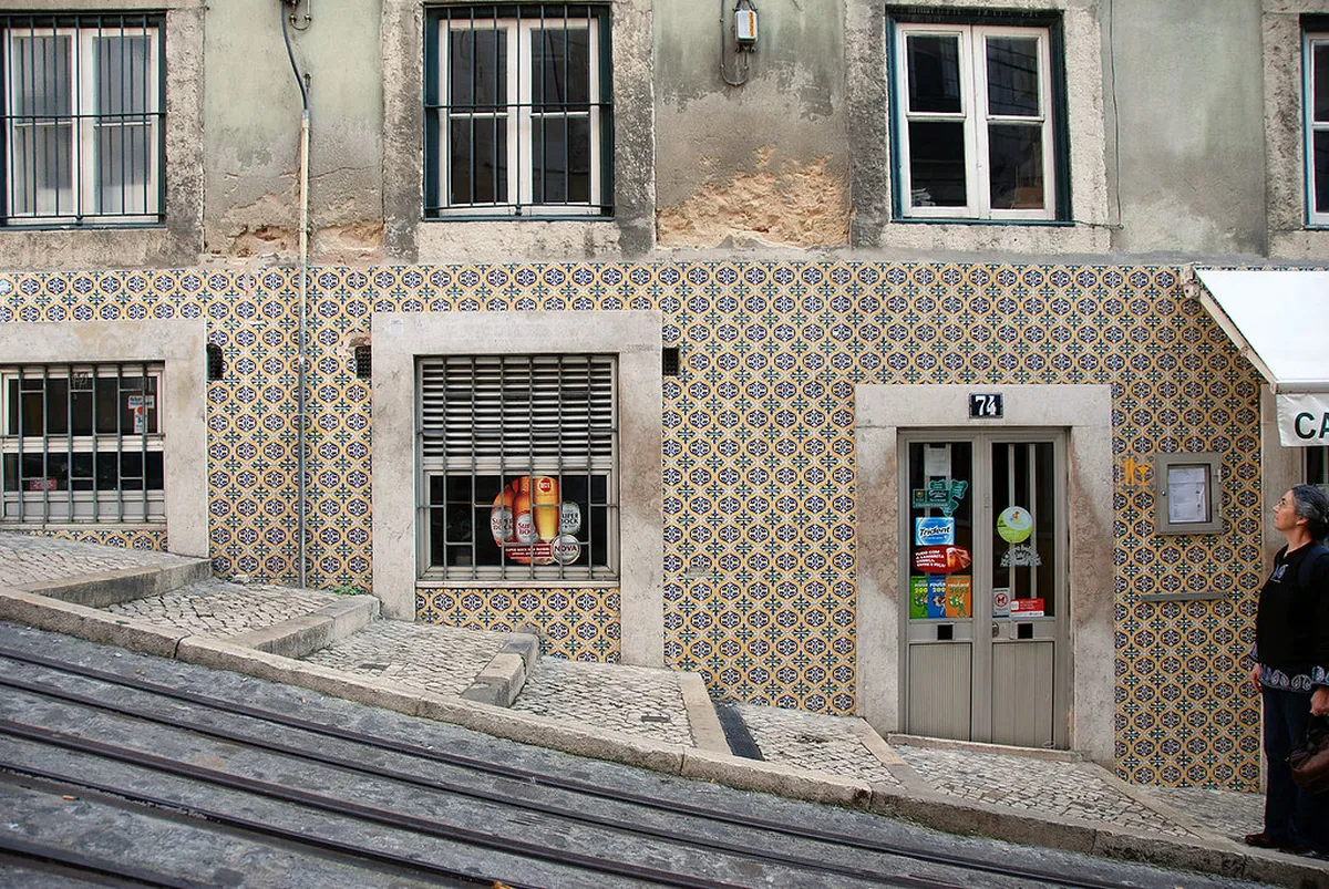 Lisbon's Moorish Architecture Influence in 2025