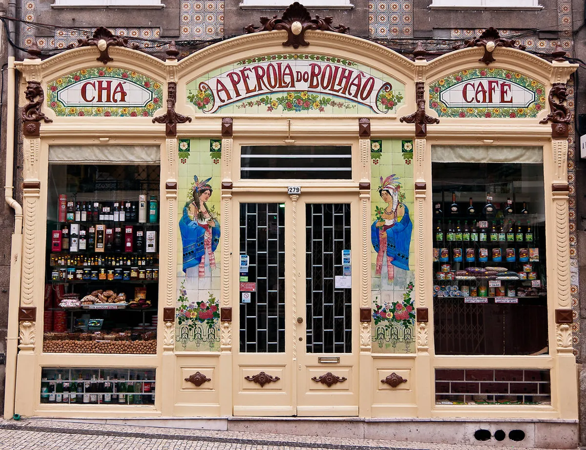 Discover the Best Cafes in Baixa Porto for 2025