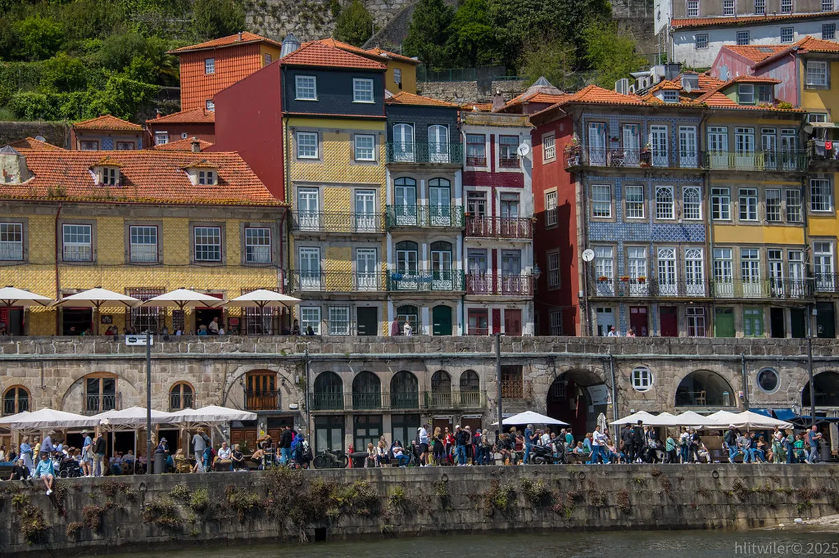 Best Historic Areas to Visit Porto: Your 2025 Guide