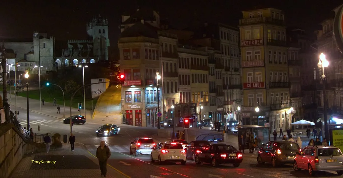 Porto Sé Cathedral rising above the historic city streets, its Romanesque stone towers dominating the skyline